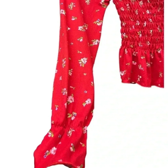 🌟Heart & Hips Top Sz Small​🌟 - Picture 3 of 4